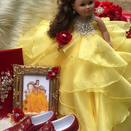 Quinceanera Last Doll