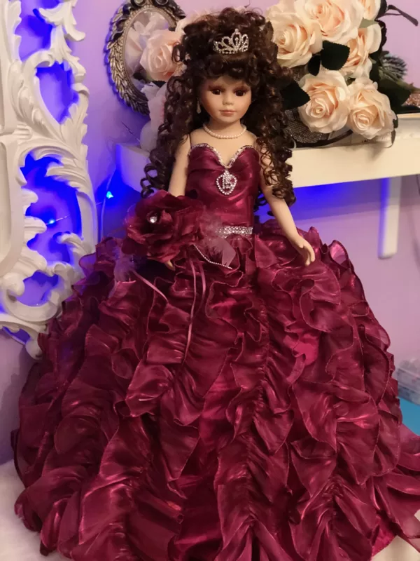 Quinceanera Last Doll